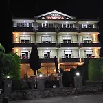 Hotel Toska 3*